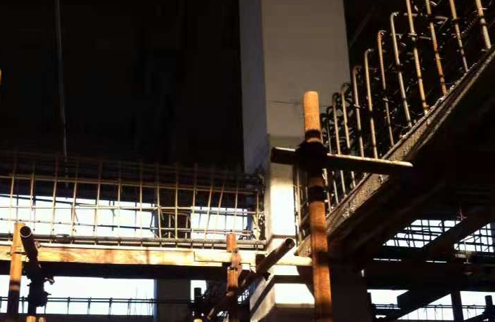 锡林郭勒一厂房梁柱截面加大施工