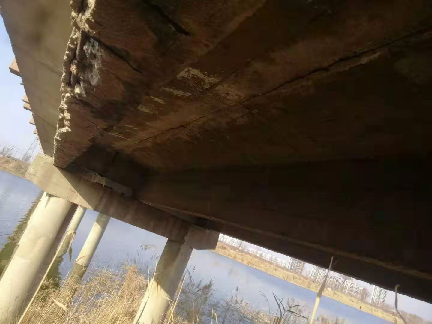 锡林郭勒道路桥梁结构的常见病害
